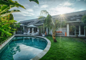  Villa Armani  Kuta